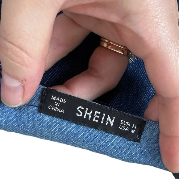 SHEIN • Cut And Sew Zip Up Crop Denim Jacket - Picture 6 of 9